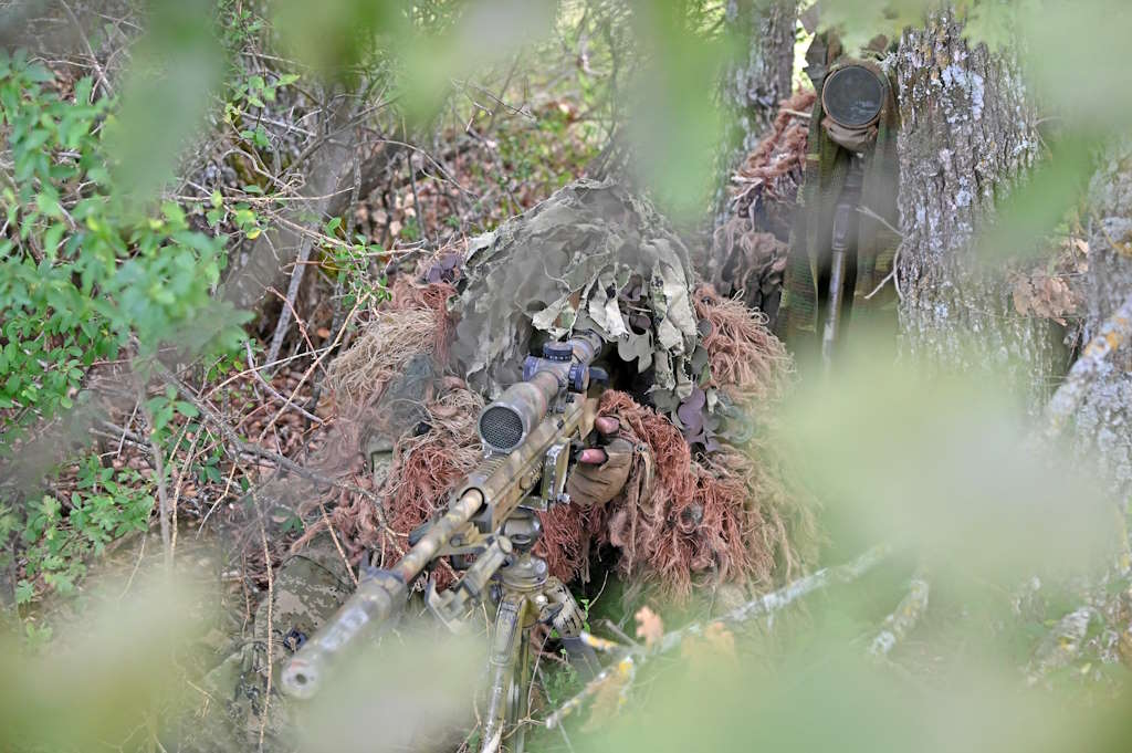 The instructor team of the Special Forces Command trained snipers of the Armed Forces of the Republic of Croatia during intensive training in 2024.